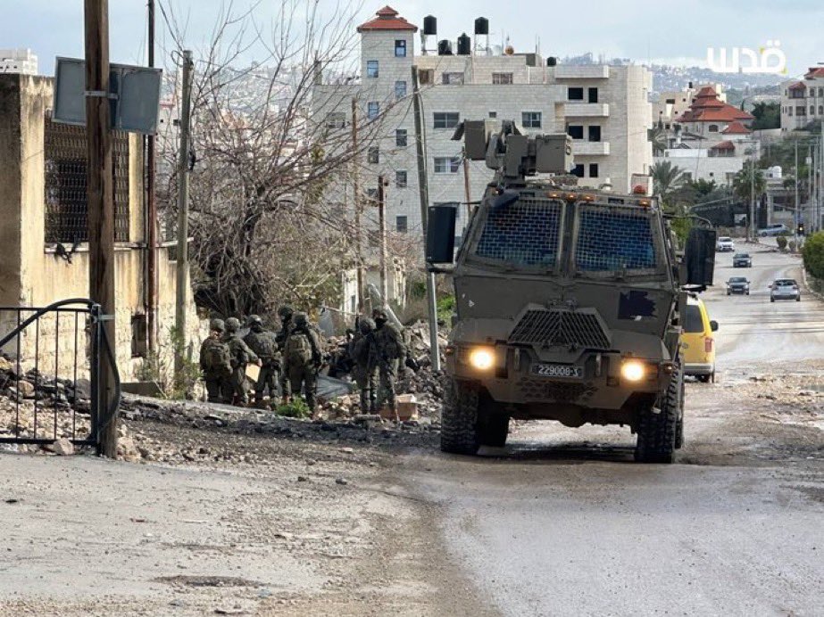 QudsNen's tweet photo. Israeli military forces continue their aggression in Tulkarm and the camp for the 11th consecutive day, demolishing residents' buildings after forcibly expelling them from their homes. https://t.co/lZaru9od6H