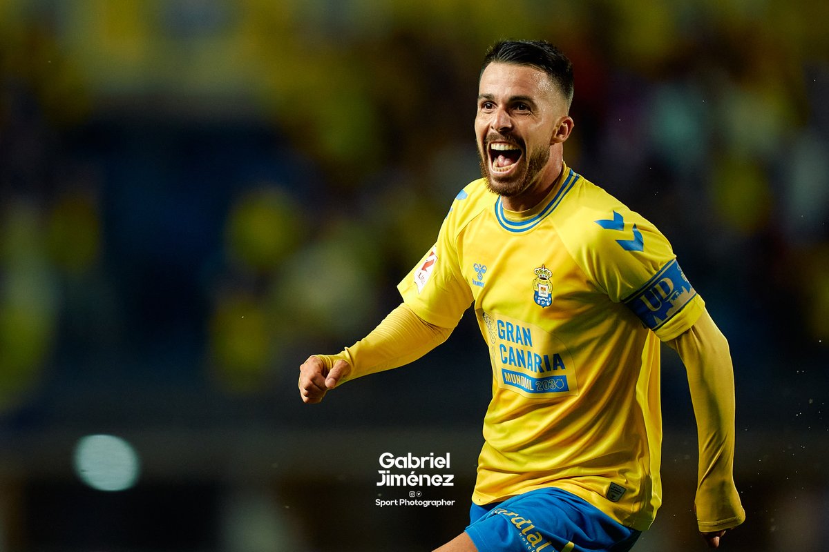 udlaspalmasfoto's tweet photo. Volver a verte sonreir 💛 https://t.co/bMv1xuo2Ht