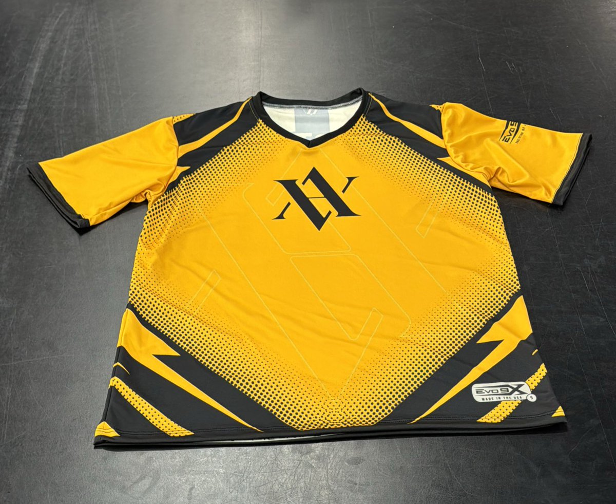 EVO9X Apparel tweet media