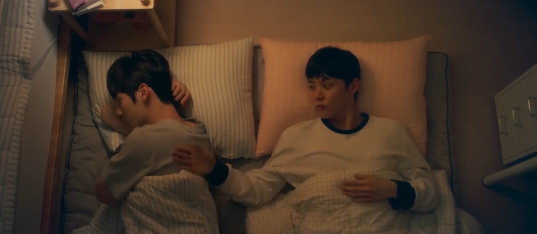 kdramasdiary's tweet image. The way they both cared for each other and ended up sleeping on the floor together…

#StudyGroup #StudyGroupEp6