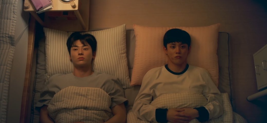 kdramasdiary's tweet image. The way they both cared for each other and ended up sleeping on the floor together…

#StudyGroup #StudyGroupEp6