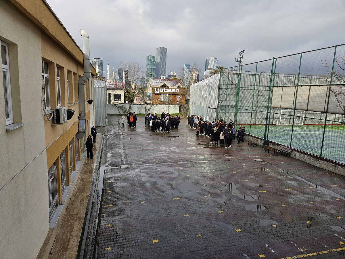 Etiler Turizm Mes.Tek.And.Lisesi (@etiler_mtal) on Twitter photo 6 Şubat depremlerinin yıl dönümünde okulumuzda tatbikat gerçekleştirdik.
<a href="/istanbulilmem/">İstanbul İl Millî Eğitim Müdürlüğü</a> <a href="/BesiktasMEM/">Beşiktaş İlçe Millî Eğitim Müdürlüğü</a> 6 Şubat depremlerinin yıl dönümünde okulumuzda tatbikat gerçekleştirdik.
<a href="/istanbulilmem/">İstanbul İl Millî Eğitim Müdürlüğü</a> <a href="/BesiktasMEM/">Beşiktaş İlçe Millî Eğitim Müdürlüğü</a>