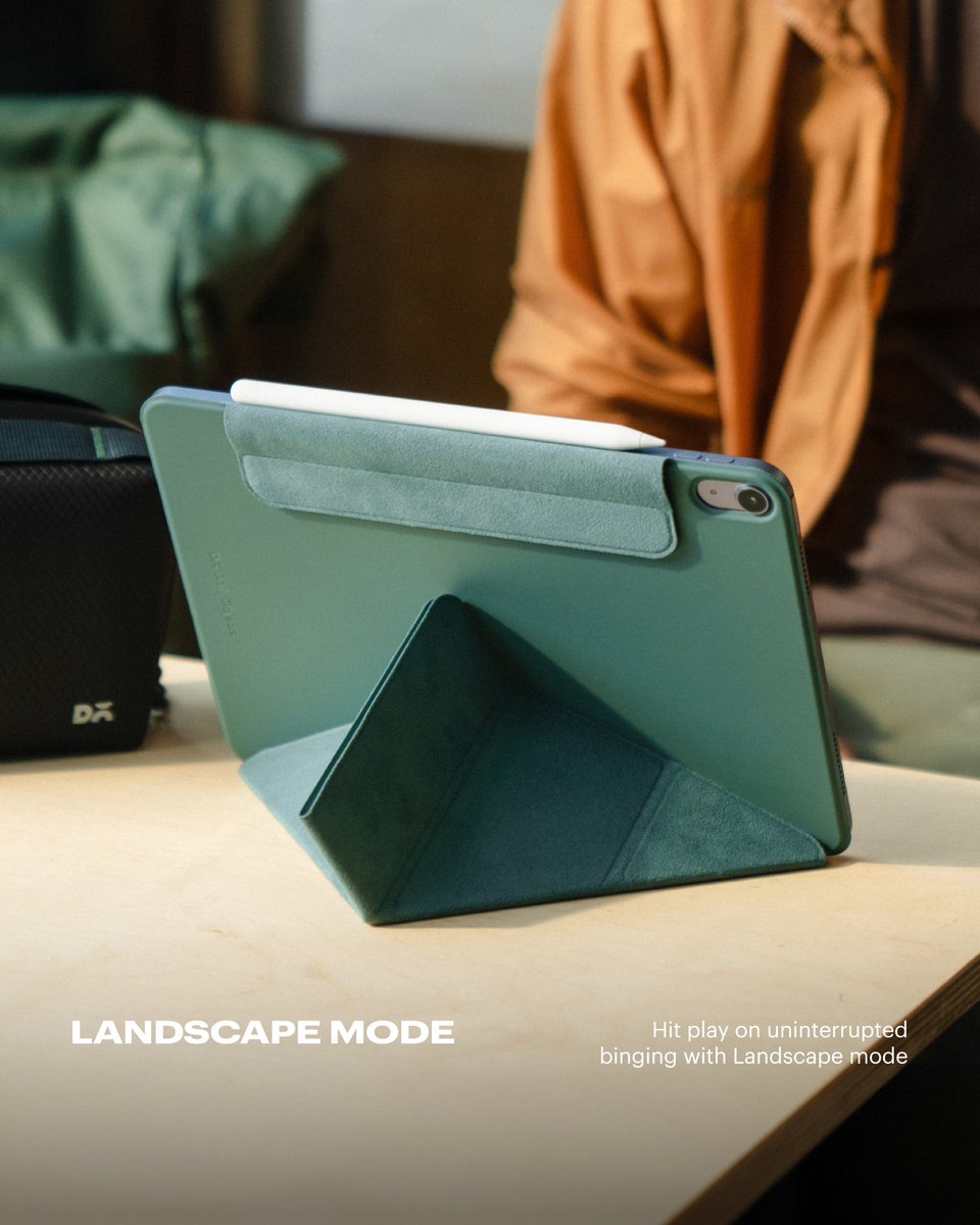 daily_objects's tweet image. Spring and snap into portrait, landscape or incline mode with the all-new Pleat Y-fold Magnetic iPad Cases.

Available in Sage, Atlantic and Black colour variants.

Shop now on dailyobjects.com

#NewLaunch #iPadCases #DailyObjects