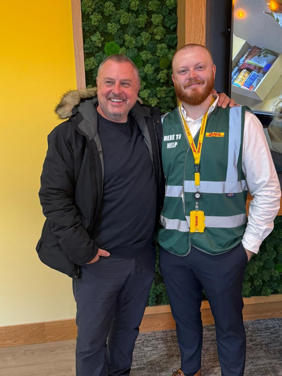 Inxpress152's tweet image. 🚚Throwback to our Site Visit Spotlight: DHL E-Commerce in Coventry 🚚

📦 Capable of handling over 500,000 items per day

🐋 Equipped with conveyors (the same length as 60 blue whales!)

📦 Processes up to 20,000 items per hour

🚛 Boasts 152 docking stations 

Plus many more!