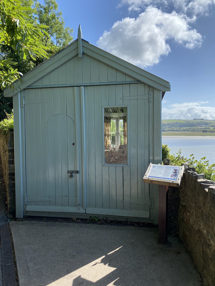 TimSmith2021's tweet image. #AdoorableThursday …with the promise of what can be found behind the doors…#DylanThomas