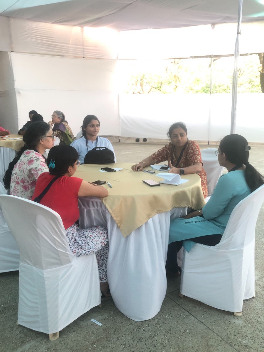 IndiaBioscience's tweet photo. 📢#DLRWSA2025 kick-started today!

@iitbombay, in collaboration with @IndiaBioscience &amp; #PowerBio, is organising this 2-day meeting to tackle gender equity in Indian #academia—discussing #recruitment, research group setup, promotions &amp; #leadership visibility.

#WomenInSTEM https://t.co/6mn2rxlZBg