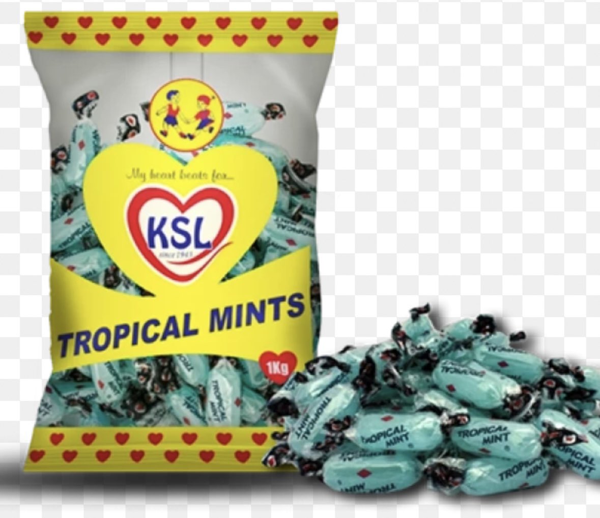 viquebm's tweet photo. The most consumed item in conference rooms might just be these tropical mint sweets—not the knowledge. They vanish in seconds! Maybe they help with focus?

 #ConferenceEssentials #MintyFocus https://t.co/lPiwsAp7cx