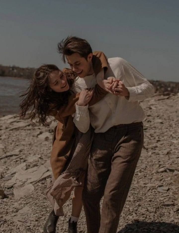 أيُّ عمل صالح ذاك الذي كان ثوابه انتي؟

#خلفيات #افتارات #هيدرات #صور