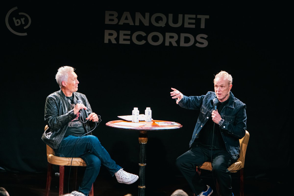 ✍️ GARY KEMP ✍️

signed copies of new album This Destination
banquetrecords.com/gary-kemp/this…
live pic: <a href="/JezPennington/">Jez Pennington</a>