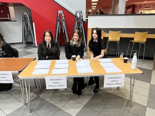 Thanks to all parents/carers who attended our S3 Parents’ Evening last night, and to our amazing S6 pupils who supported it: