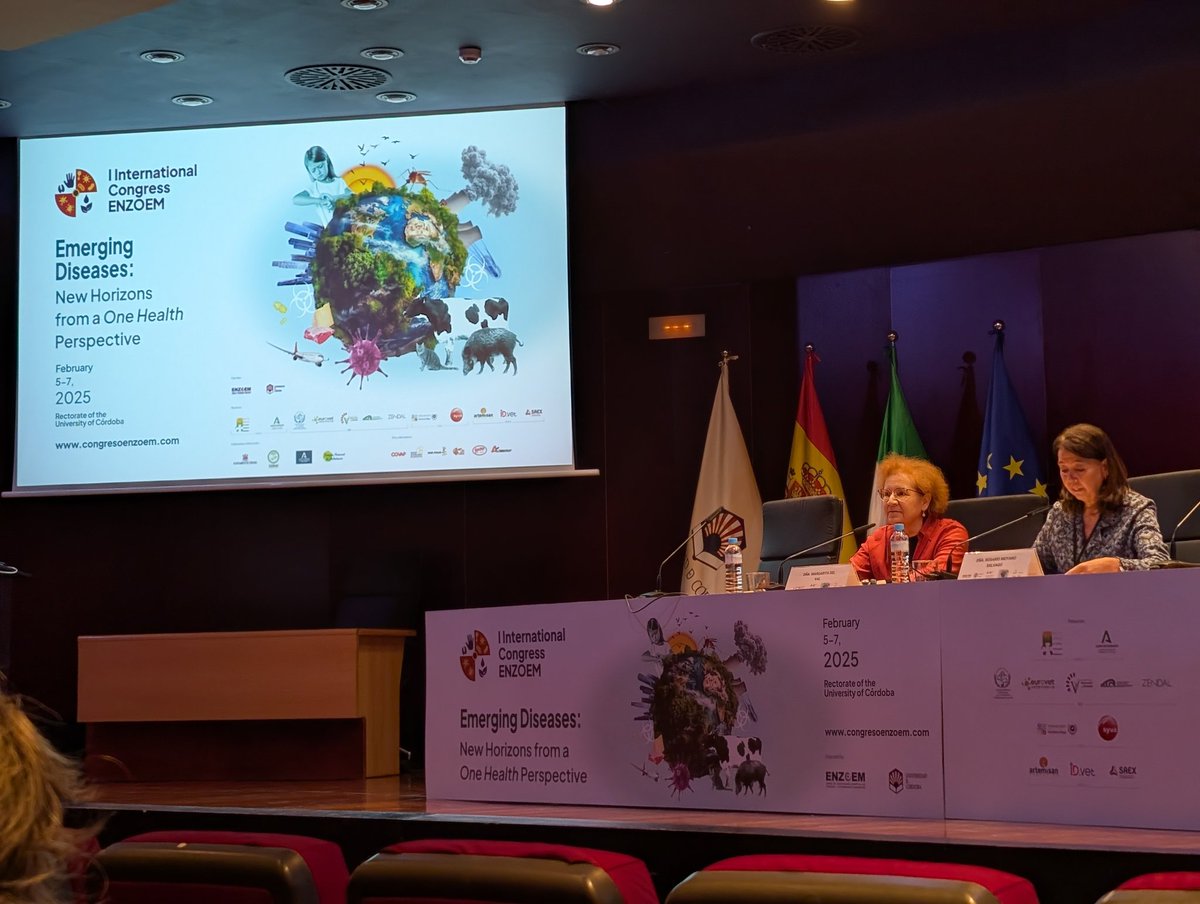 Joaquin Dopazo (@xdopazo) on Twitter photo En ENZOEM con Margarita del Val hablando de la Plataforma Interdisciplinaria de salud global #onehealth <a href="/FProgresoysalud/">Fundación Progreso y Salud</a> <a href="/ibis_sevilla/">IBiS</a> <a href="/SAMICEI_/">SAMICEI</a> <a href="/ciberinfec/">CIBERINFEC</a> En ENZOEM con Margarita del Val hablando de la Plataforma Interdisciplinaria de salud global #onehealth <a href="/FProgresoysalud/">Fundación Progreso y Salud</a> <a href="/ibis_sevilla/">IBiS</a> <a href="/SAMICEI_/">SAMICEI</a> <a href="/ciberinfec/">CIBERINFEC</a>