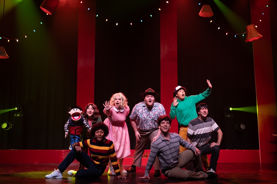 DrewRowsome's tweet photo. Stranger Sings: let my people (and puppets. And Demogorgon) sing https://t.co/aAZwcabqKQ https://t.co/XCuG4IFE9b #theaTO
@strangersings @jthogue2 @RandolphTheatre
#musical #parody #StrangerThings #StrangerSings #horror https://t.co/wmBxIlnXDY
