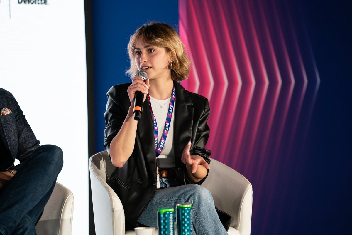 SF_Summit's tweet photo. 📍 How are content creators reshaping the landscape of sports rights and entertainment?
🎙️ Featuring: A. Nespoli @NicolaFrega @kbrall moderated by @bubble_adr
Dive into the power of creators in amplifying #fanengagement and innovating content delivery
📺 https://t.co/zlzshzYge4 https://t.co/y5Oash2dUD