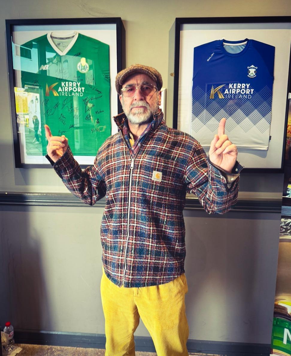 Kerry Airport (@kerryairport) on Twitter photo We were delighted to meet <a href="/ManUtd/">Manchester United</a> legend Eric Cantona when he was in Kerry Airport today. #wildatlantickerry #kerryfc We were delighted to meet <a href="/ManUtd/">Manchester United</a> legend Eric Cantona when he was in Kerry Airport today. #wildatlantickerry #kerryfc