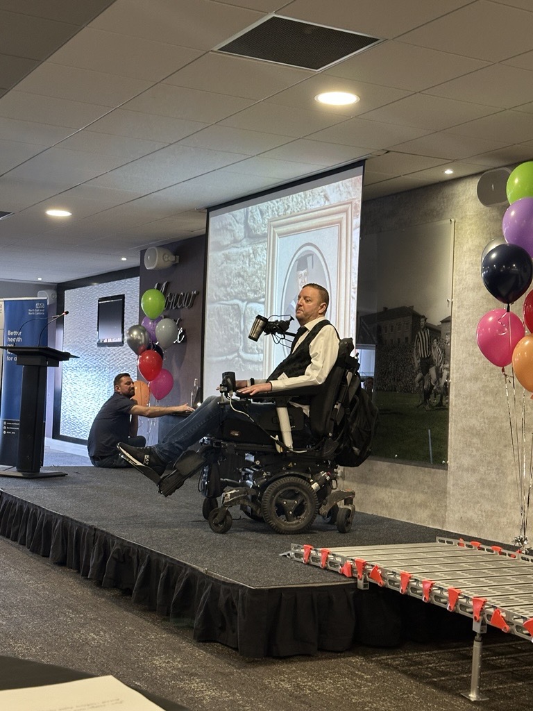 Kicking off today’s event with an incredible keynote from Andy Walker MBE, sharing his powerful journey and insights. 💭💪

Let’s be inspired to push boundaries and make the NHS the best place to work! 💙
#PeoplePromise