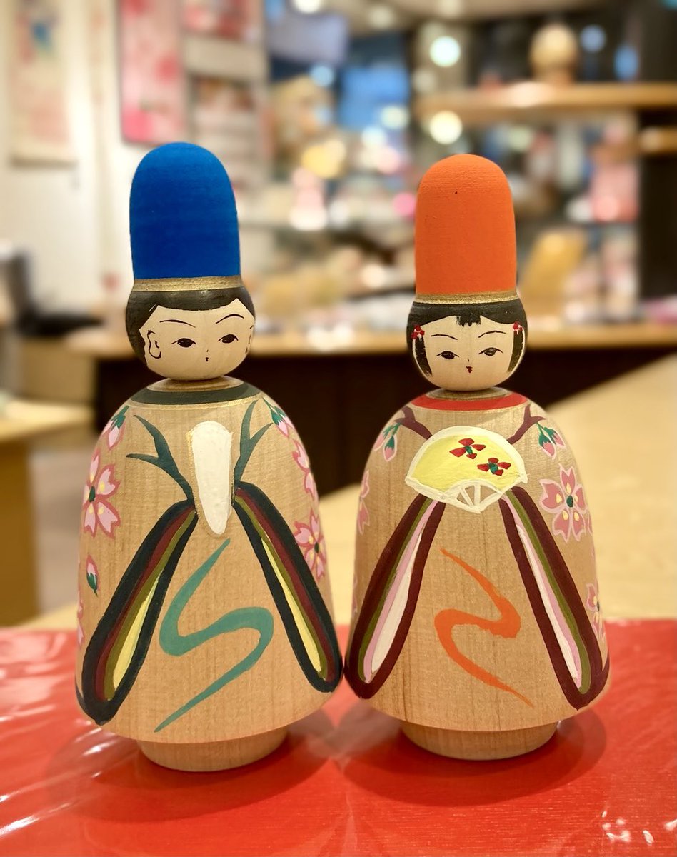 こけしのお雛さま #新山真由美工人 #弥治郎系 #こけしのしまぬき本店