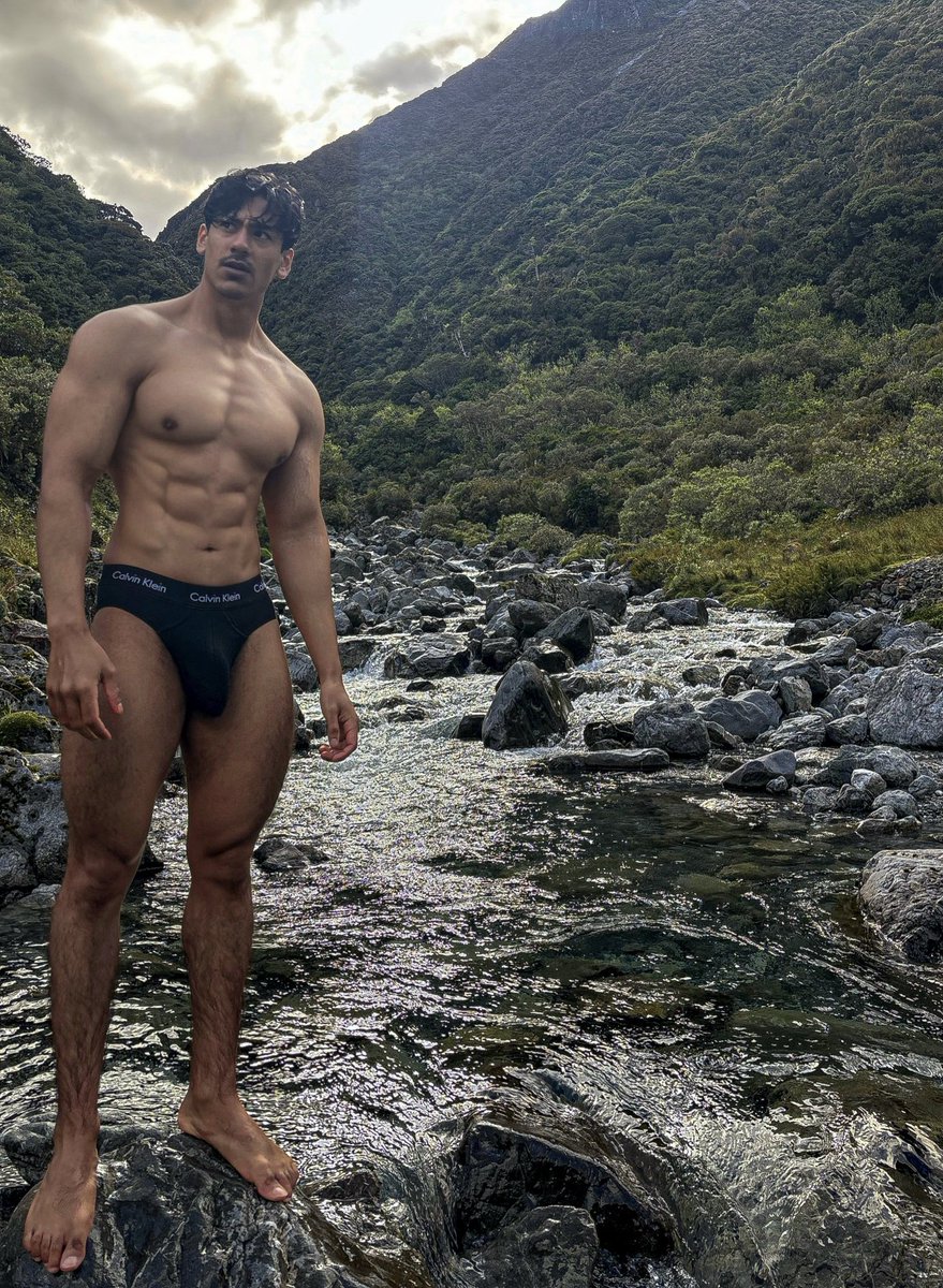 Brownboyfit tweet media