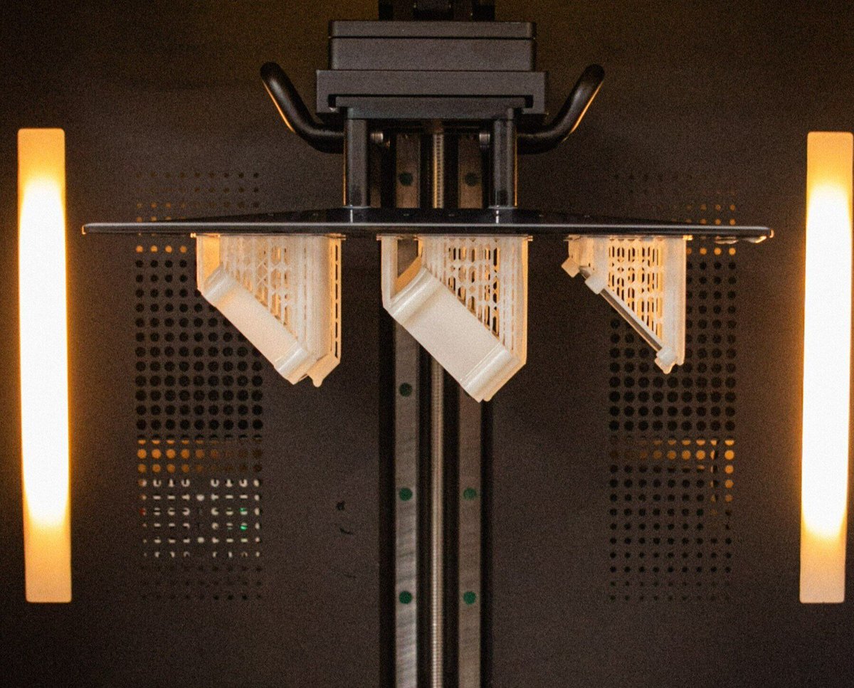 🚀 Speed to market is everything.

✅ SLA printing for high-detail visual models
✅ SLS printing for durable, functional prototypes
✅ Instant quotes and fast production on our online platform

Start here: bit.ly/4hkhFy0

#3DPrinting #RapidPrototyping #ProductDevelopment