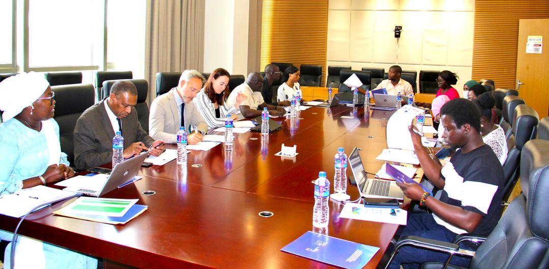 IDEA_Africa's tweet image. Our #Gambia office & @EUinTheGambia convened a Steering Committee meeting for the #EUCODE project to provide updates on activities implementation, successes & lessons.
EU's DHOM, @BrigandiRaphael commended IDEA & partners for all the work to consolidate democracy in The Gambia.