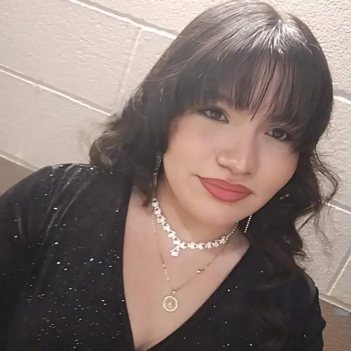 Mrs. Martinez tweet media