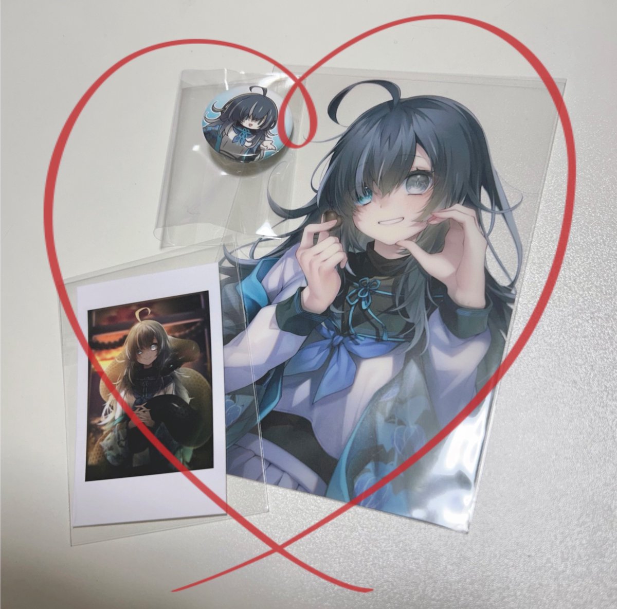 先に届いたグッズたち!
余部あったので箔サインつけました 