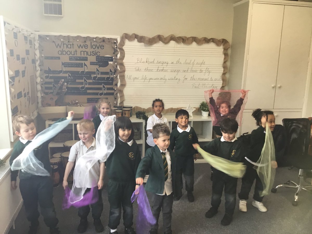 StOlavesMusic's tweet photo. We’ve been exploring ‘pitch’ in @StOlavesRecep - waving our scarves high or low to represent the pitch of the music. #StOlavesPrepMusic #StOlavesPrepReception #StOlavesPrepEYFS #StOlavesPrepArts #StOlavesPrepCreativity #EYFS #Music #Dance https://t.co/tbRfnRC8Sn