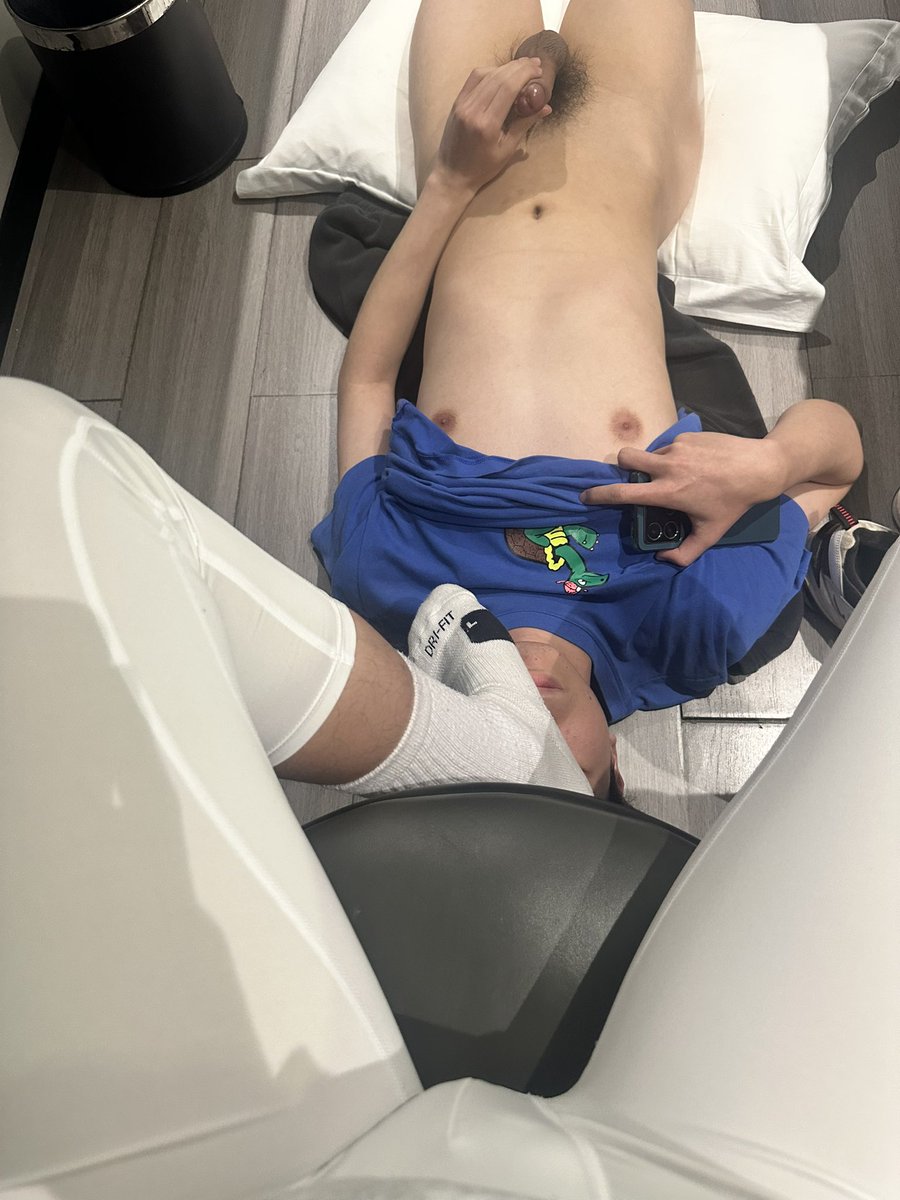 踩 #高弹白袜 #南宁