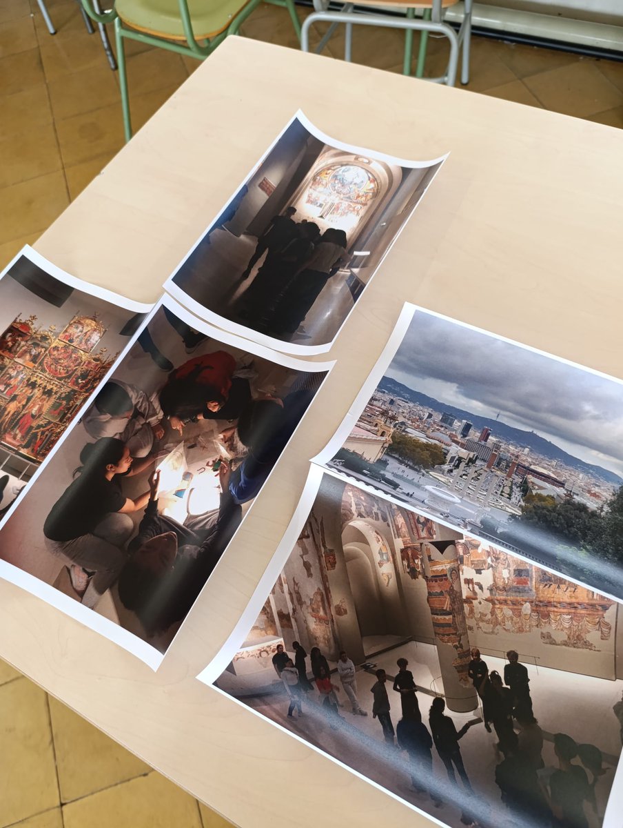 MuseuNac_Cat's tweet photo. Ahir, l'alumnat d'#ENRESiDÈNCiA de l'@insJaumeBalmes va compartir amb la comunitat docent el procés creatiu que estan fent amb l'artista #PereLlobera, al voltant de les pors de l'adolescència,amb co-mediació del @museunacional i @ExperimentemART. Properament presentació al #MNAC! https://t.co/atnrE4zFwR