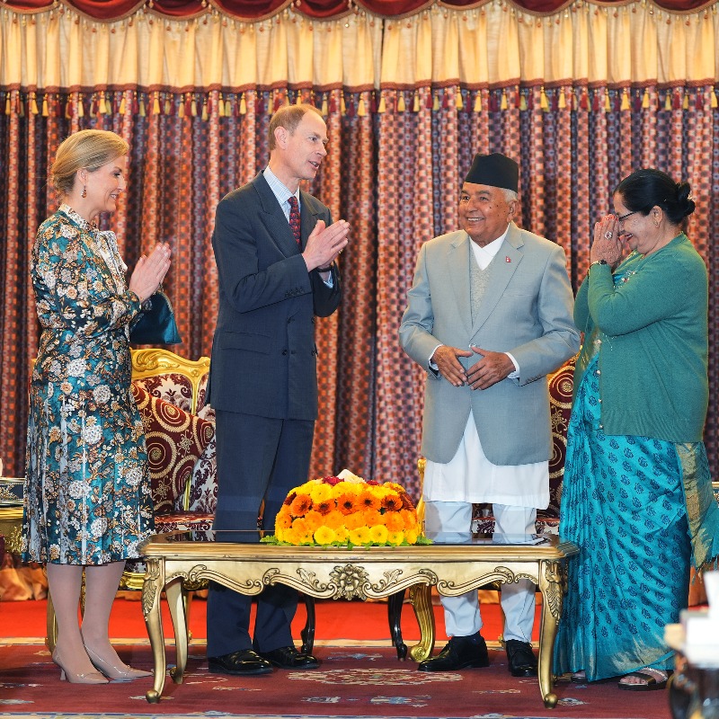 RoyalFamily's tweet photo. The Duke and Duchess of Edinburgh are visiting Nepal! 🇳🇵

Read more about Their Royal Highnesses' time connecting with young Nepalis who are benefitting from @international_award, and hearing more about eyecare services for people who live in high-altitude and remote areas.