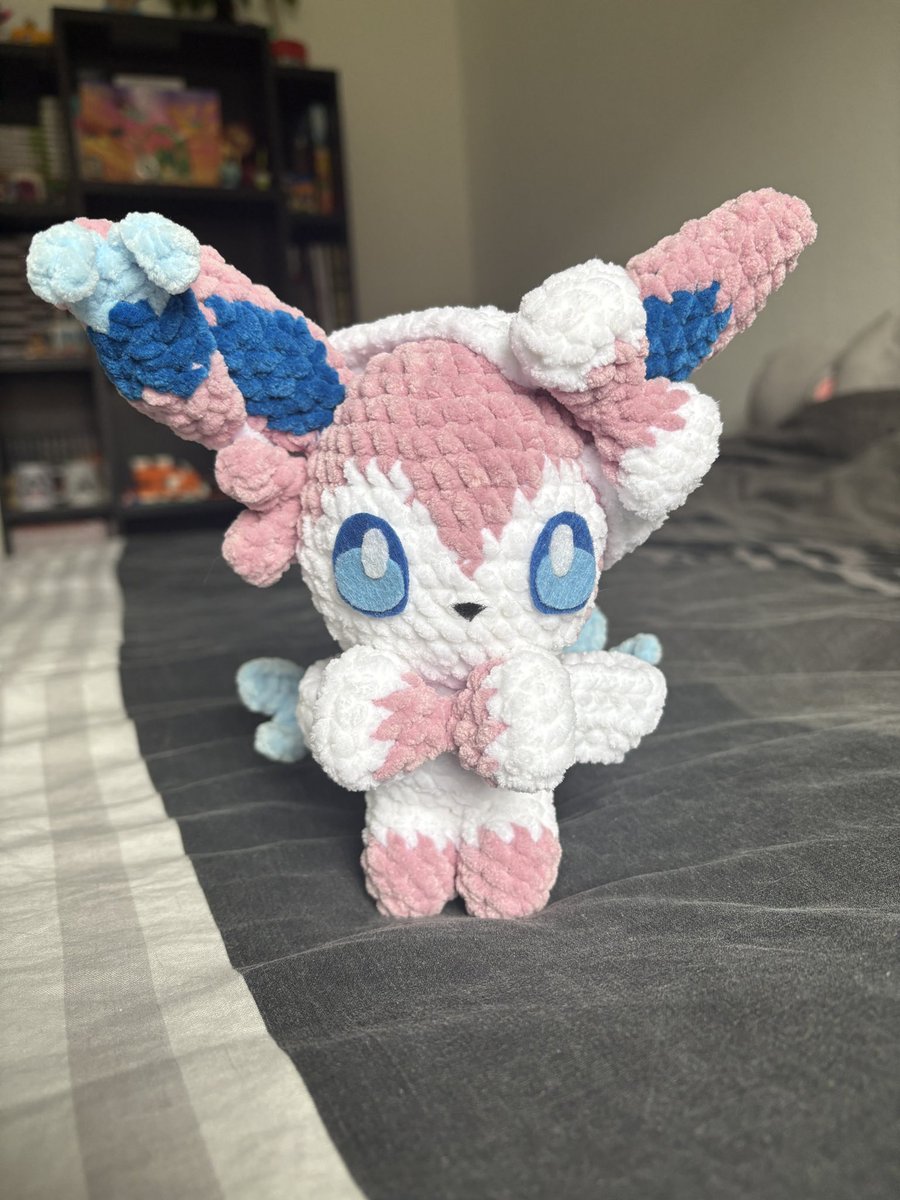 Ch_stya's tweet photo. I made Sylveon 🥰 https://t.co/Nnx8Zo7H0u