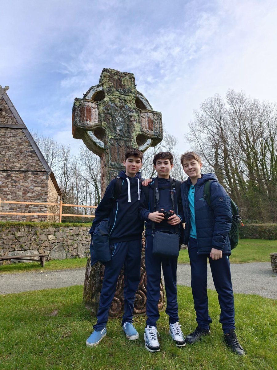 NAISDublin's tweet image. Stepping back in time at the Irish National Heritage Park! 🏰⏳
Grade 7's visit yesterday brought history to life as students explored prehistoric homes, monastic settlements, and Viking longboats. A hands-on journey through Ireland’s rich past! 🇮🇪✨
#CreateYourFuture