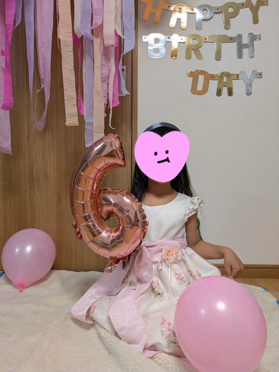 kupon999's tweet photo. たくさん泣いてたくさん頑張った帝王切開の日から6年か…
あっとゆう間だったな…

もう1回6年間やりたいな

    #Happybirthday
#娘が6歳  #ママ6歳  #誕生日おめでとう   #毎日しあわせです https://t.co/ICAomO9itN