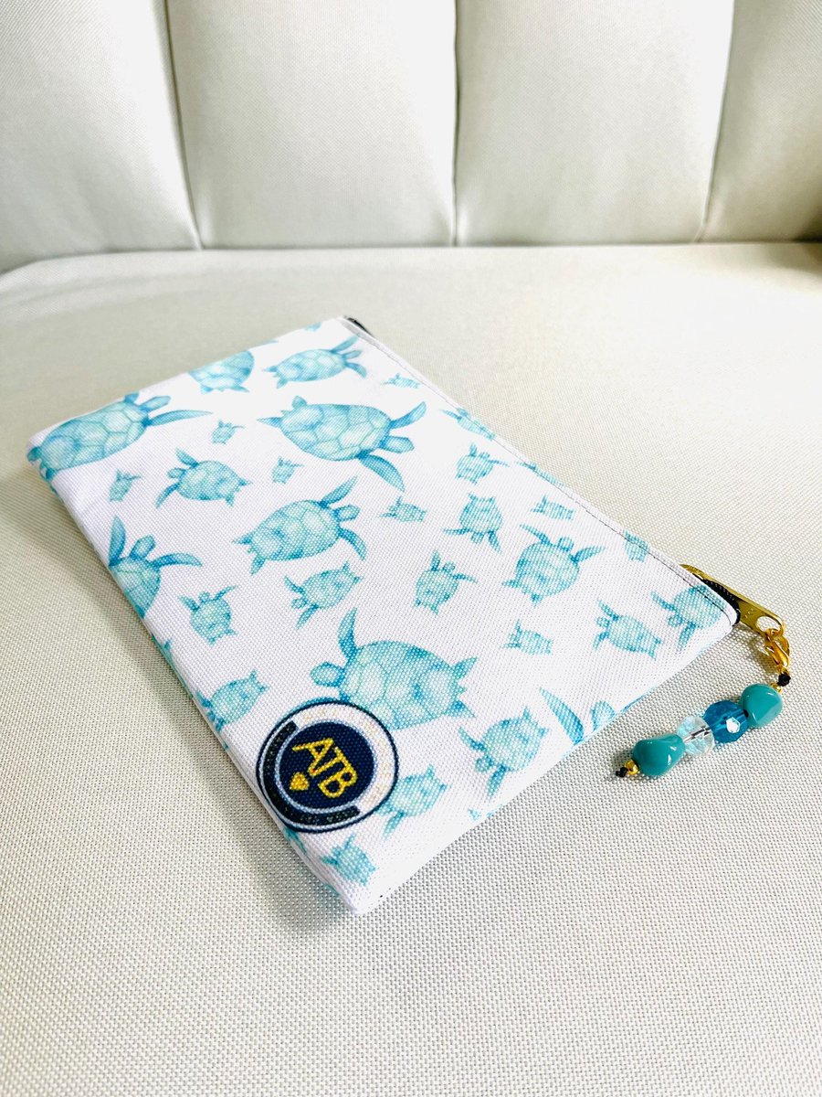 AlicesTreasureb's tweet image. alicesbox.etsy.com/listing/182537… 
#ZipperClutch #TurtleBag