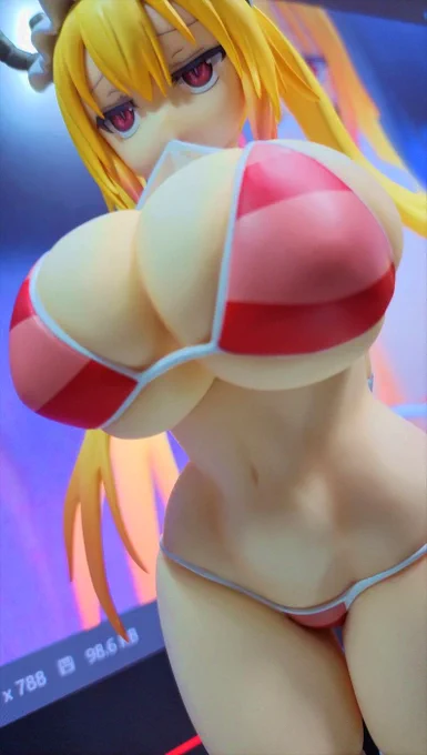 もしかして重いカメラ持たなくても最近のwebカメなら高画質でフィギュア撮りまくれるって気づかれた? 