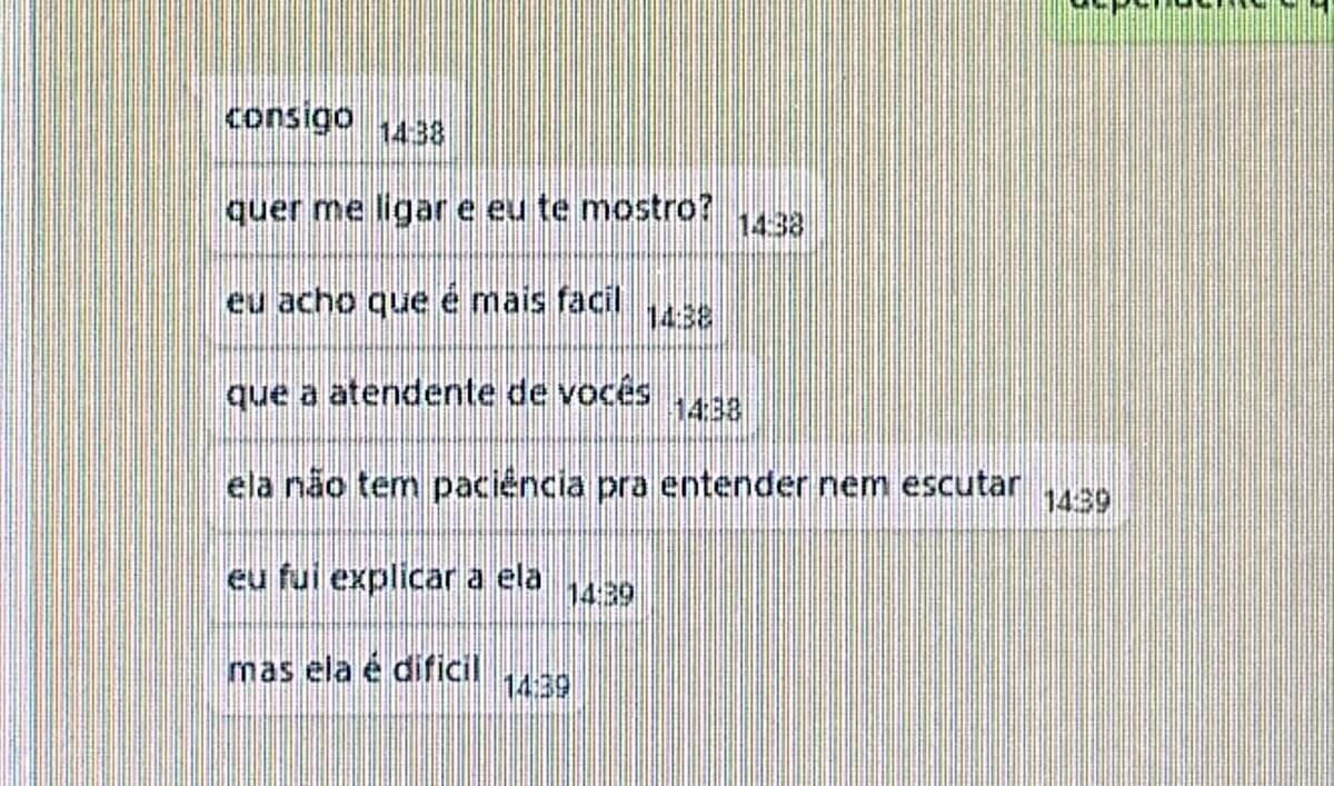 duduLeit3's tweet photo. Poha ninguém gosta de trabalhar, mas agora essa poha além de chora fica estressada e reclamando o dia todo véi, na boa não tá feliz sai, agora não se esforça para aprender o blg, trata mal os cliente pq tá bravinha e depois a culpa é nossa de não ajudar ela, vai toma no seu cu https://t.co/ZYaTpgpdQK
