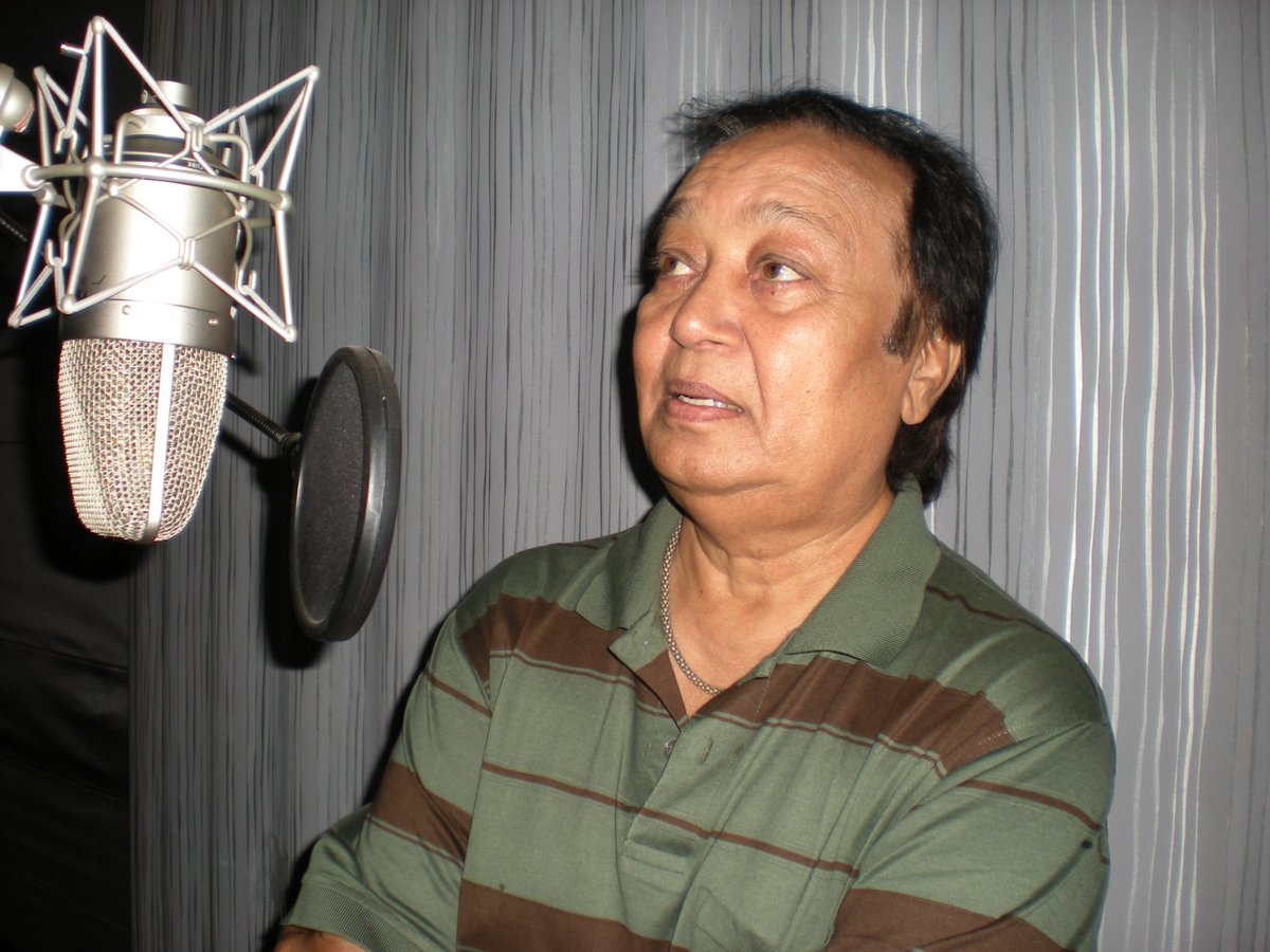 LalityaMunshaw's tweet image. Remembering the legendary Bhupinder Singh Ji on his birth anniversary.
Honored to have him at Re N Raga Studio and release his soulful Gujarati ghazal Saqi Sura Bhari De under Red Ribbon Music. His legacy lives on. 🎶✨❤️ #BhupinderSingh #LegendLivesOn