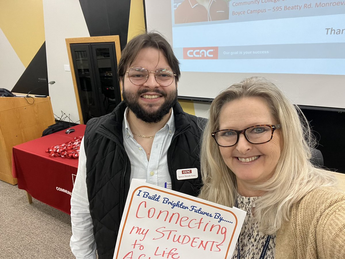 CounselorGhs's tweet photo. Day 2 of #NSCW connecting students to post secondary! Shout out to CCAC for spending the day with us. https://t.co/vVbTrm1SGx