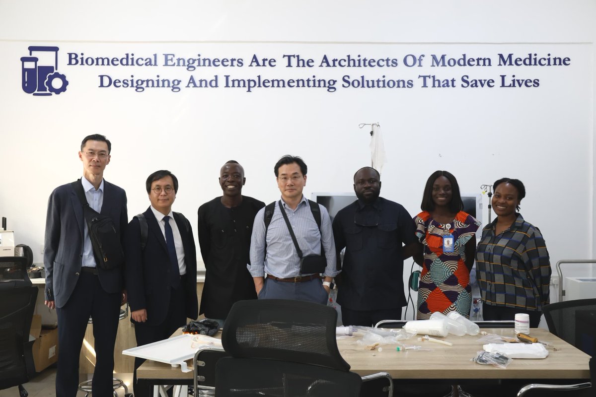 KOFIHGhana's tweet photo. From engaging with the @mohgovgh to touring UG's BME Dept &amp; connecting academia with industry at a Stakeholders’ Seminar, our 2022 #LJW post-management team from 🇰🇷 visit provided valuable insights into medical technology development &amp; tackling local healthcare challenges. #KOFIH https://t.co/0dhyGkQ40W