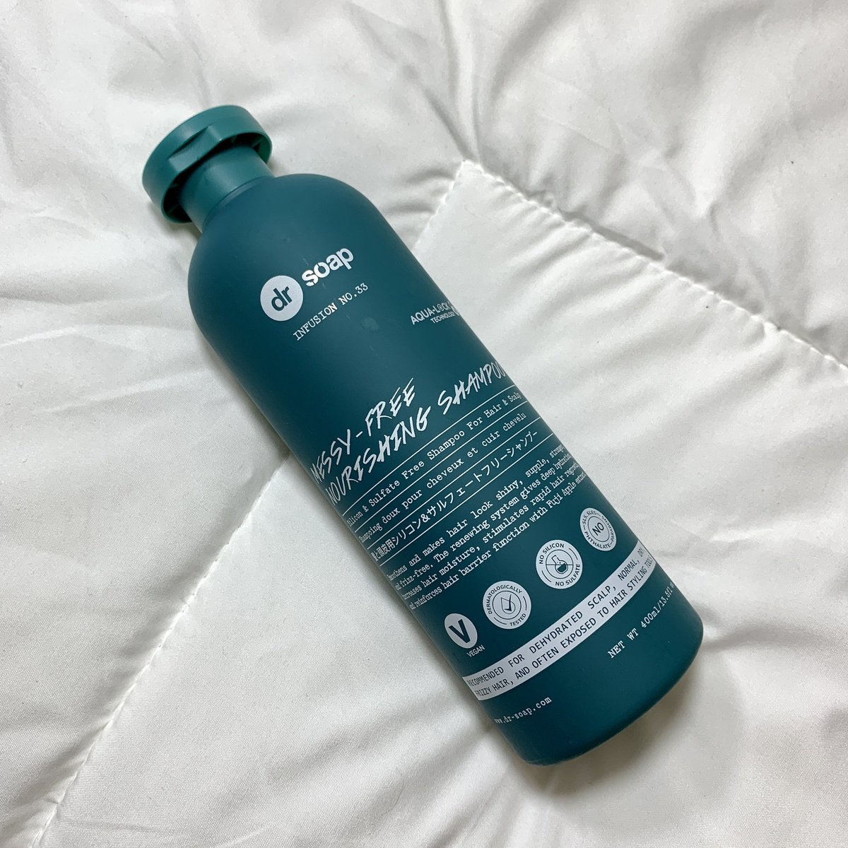lippppeye's tweet photo. KENAPA JARANG ADA YANG BAHAS SHAMPOO INI PLZZZ???

SHAMPOO LOKAL NON SLS &amp; NON SILICONE, hijab friendly🧕

100% vegan shampoo &amp; eco-friendly! https://t.co/Hju0QI6i4X