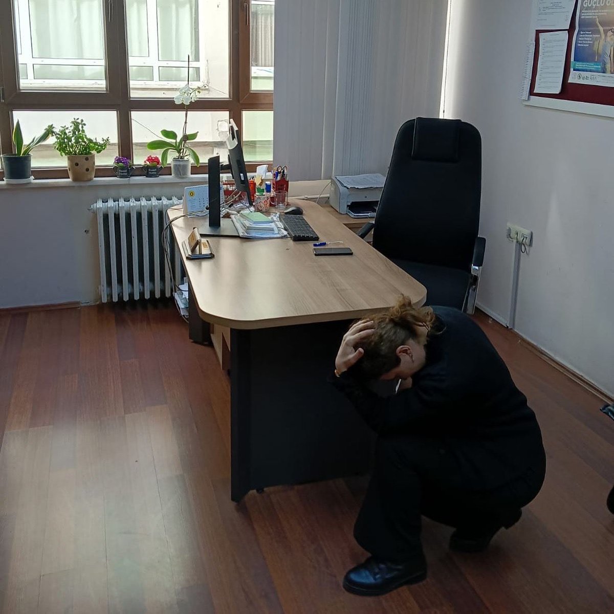 samsunram's tweet photo. 6 Şubat 2023 tarihinde saat 13.30’ da merkezi Kahramanmaraş olan ve 11 İlimizi etkileyen, ülkemizi yasa boğan deprem felaketinin yıl dönümü münasebetiyle deprem farkındalığı oluşturmak amacıyla kurumumuzda Deprem Anı ve Tahliye Tatbikatı yapılmıştır. https://t.co/h5qCLAjMdl