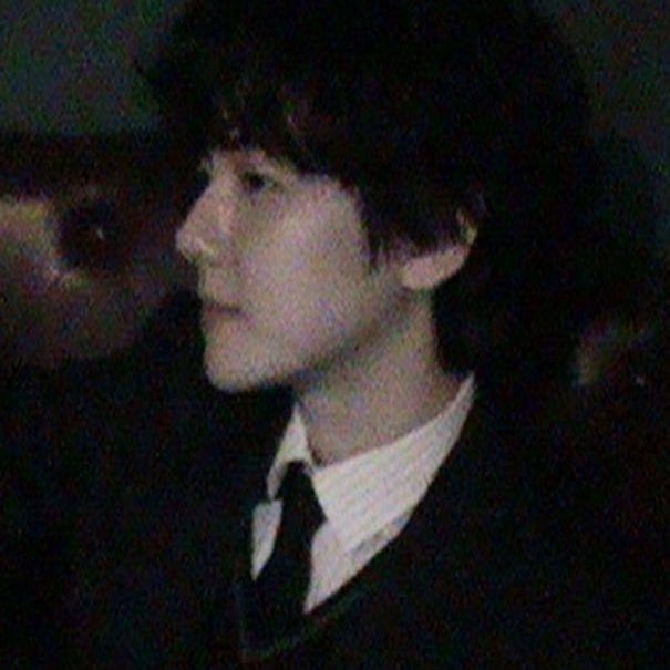 설이폼카이브 tweet media