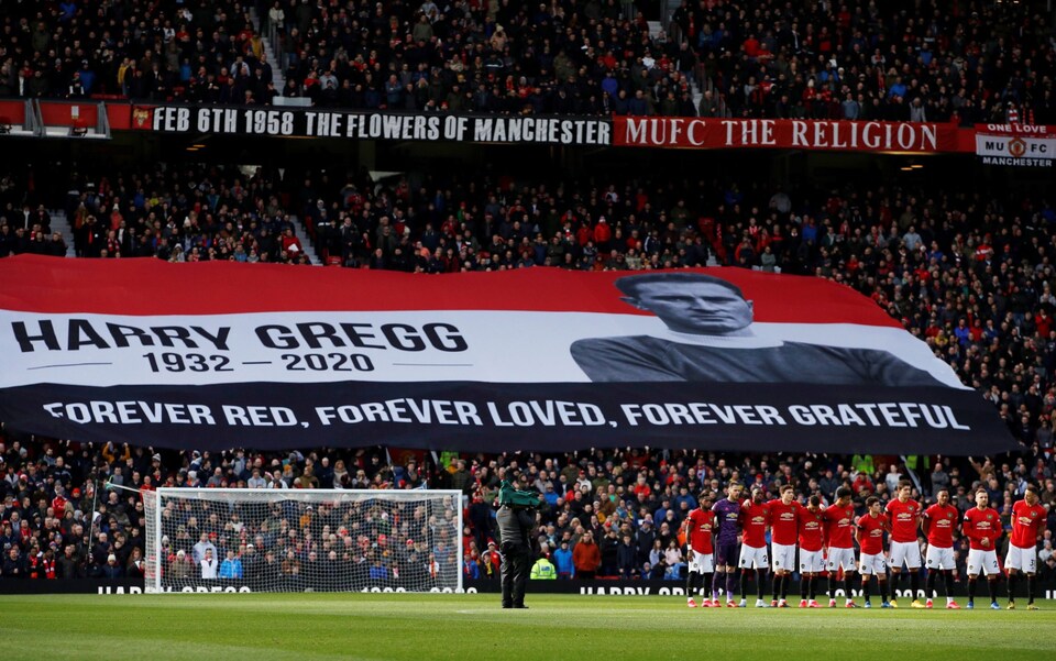 Paul Manc Bald and Bred (@mufcwonitall2) on Twitter photo Today is the perfect day to start my campaign to get Harry Gregg a statue at Old Trafford.
What he done in Munich saving so many lives I think it's sad that it hasn't happened already
Tomorrow I'll be sending emails to as many people at <a href="/ManUtd/">Manchester United</a> as I can.
Hope more get on board Today is the perfect day to start my campaign to get Harry Gregg a statue at Old Trafford.
What he done in Munich saving so many lives I think it's sad that it hasn't happened already
Tomorrow I'll be sending emails to as many people at <a href="/ManUtd/">Manchester United</a> as I can.
Hope more get on board