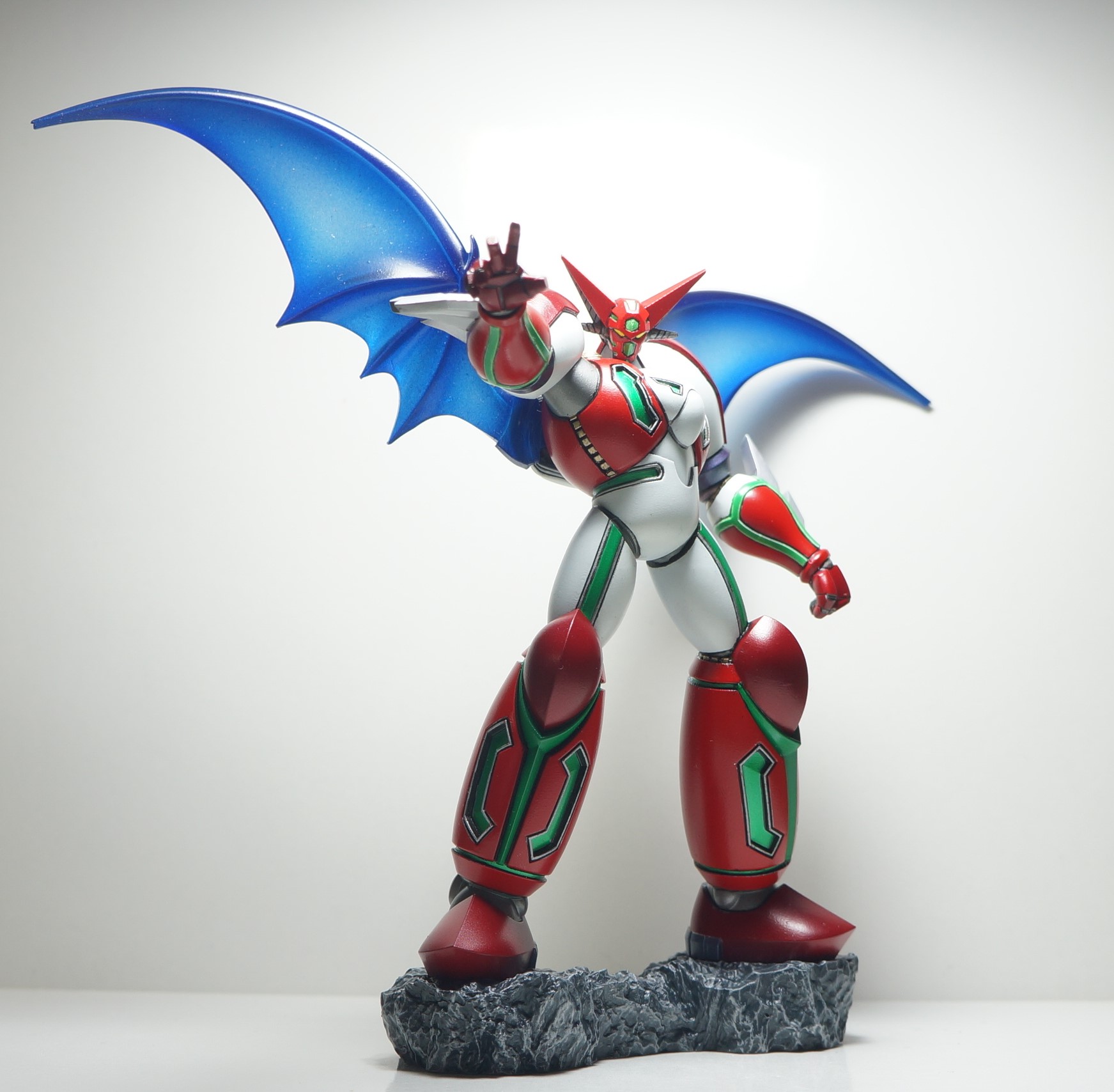 秘蔵コレクション！　ワンフェス限定グリッターティガ　レジン22cm 世界にひとつ 秘蔵コレクション！ワンフェス限定グリッターティガレジン22cm 世界に