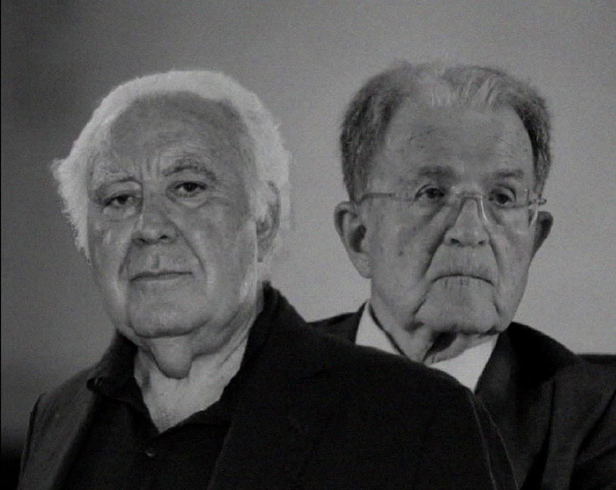 luigivircillo's tweet photo. #Prodi e #Santoro. Belli miei, capisco l’obiettivo di colpire il governo ma il “Campo Profughi” immaginatelo a casa vostra e non indicate, in modo cinico e diretto, la #Calabria come fosse una discarica al margine del vostro pregiudizio storico che puntualmente si palesa. https://t.co/tBjsEI0TNE