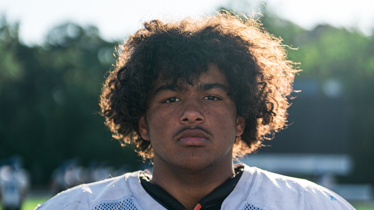 Heat Seekers: Five Missouri ‘26 Pass Rushers Ready to Wreak Havoc

⭐️Huddleston &amp; Easton Smith among  blow up end prospects on our radar🔥

STORY:▶️🔗sixstarfootball.com/article/heat-s…

<a href="/amohammed436/">Aymen Mohammed</a> <a href="/Bhuddleston56/">Brendan Huddleston 3⭐️</a> <a href="/EastonS08/">Easton Smith</a> <a href="/CaleBuntz_07/">Cale Buntz</a> <a href="/BrooksJamont/">Jamont Brooks</a>