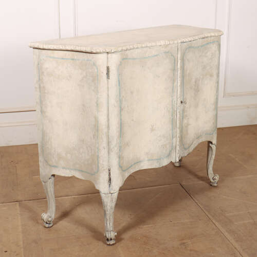 ArcadiaAntiques's tweet photo. Pretty 1920's French beech serpentine two door buffet with a good fitted interior of trays.
https://t.co/3rbGr6yHOC
#FrenchSerpentineBuffets #FrenchBuffets #twodoorbuffets https://t.co/6doBZXTpcn