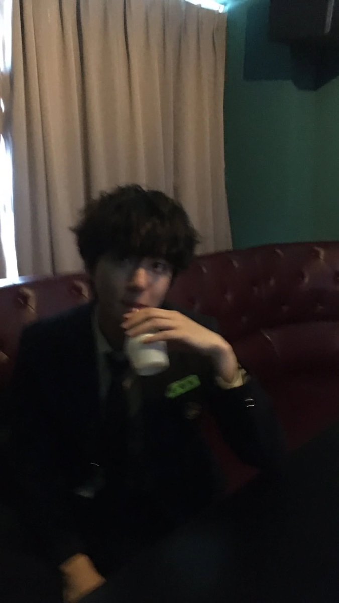 knockknock0408's tweet image. BAEKHYUN - inb100_official ins