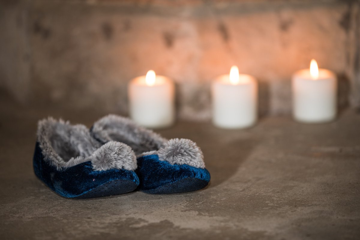 Looking for something to do this half term? The Yorkshire Dales and North York Moors National Park are running a #DarkSkiesFestival  from 14/02 -02/03. Get involved and book a stellar stay with us at St. Mary's Arkengarthdale. (25% Group discounts for 8+): champing.co.uk/church/arkenga…