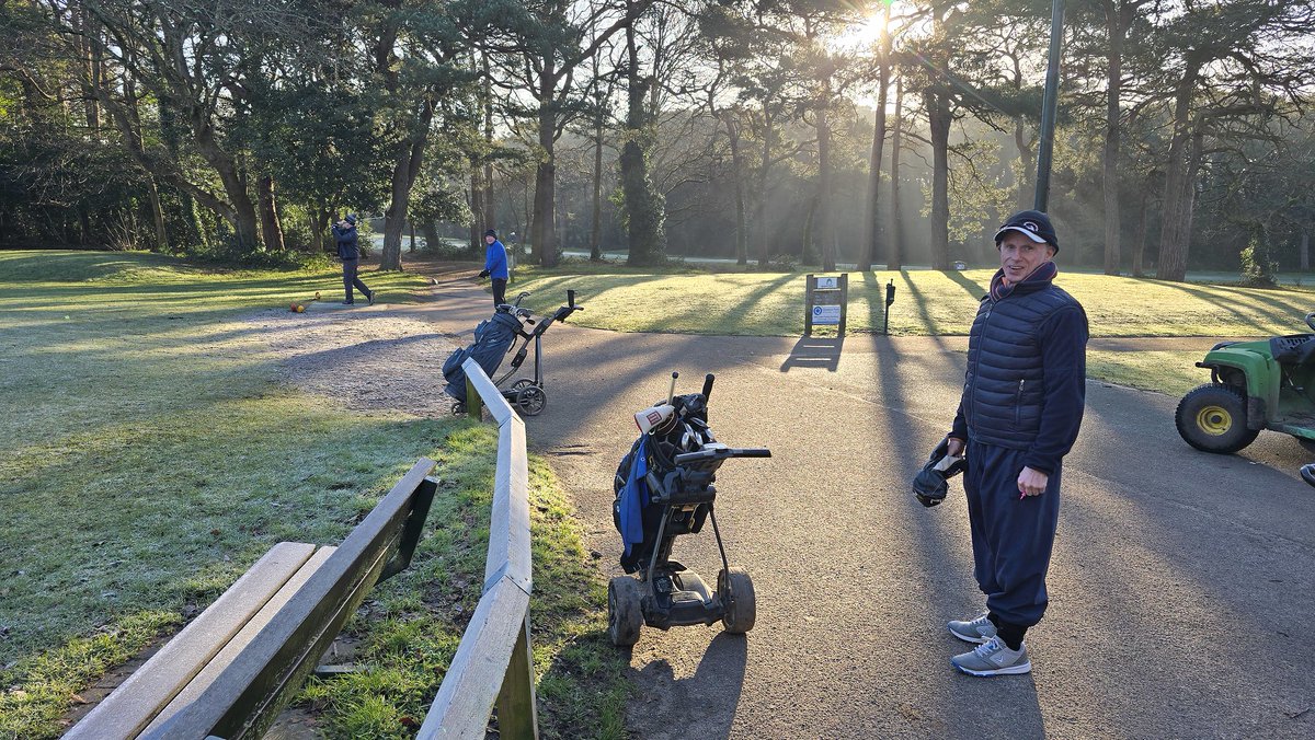 What a brilliant morning for golf, have a great day there gents! ☀️

Book your society catering for 12 or more players by 1st March 2025 and your captain or organiser eats with us for FREE!

#GolfOffer #Societies #Free
#BournemouthGolf #DorsetGolf #UkGolf #GolfLife