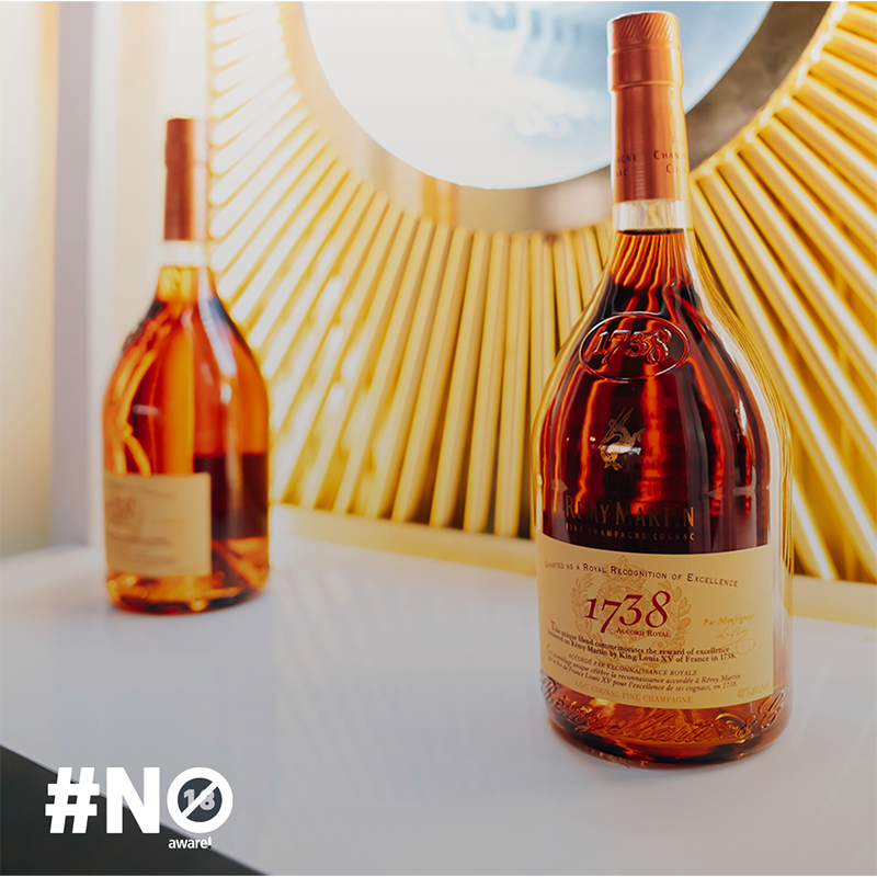 RemyMartinSA's tweet photo. For three centuries, due to masterful blending and generations of knowledge, Rémy Martin has been producing multi-award-winning cognac fine champagne, including Rémy Martin XO, Rémy Martin 1738 Accord Royal and Rémy Martin V.S.O.P.

#RemyMartinSA #TeamUpForExcellence